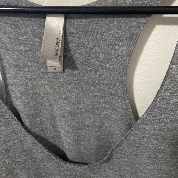 ‘Namast’ay in Bed’ grey tank - Picture 3 of 3